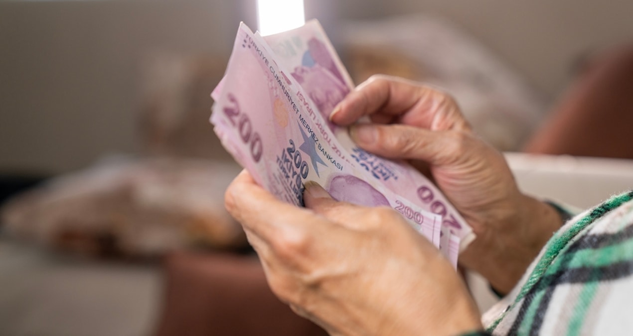 Emeklilere o paraların faiziyle geri ödenmesine karar verildi